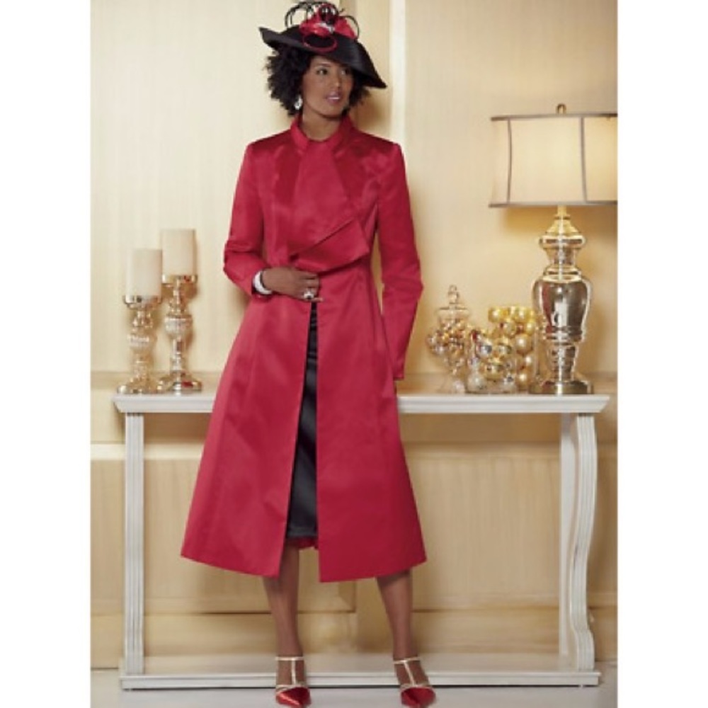 Formal Wear Jacket Dress with Bow Brooch